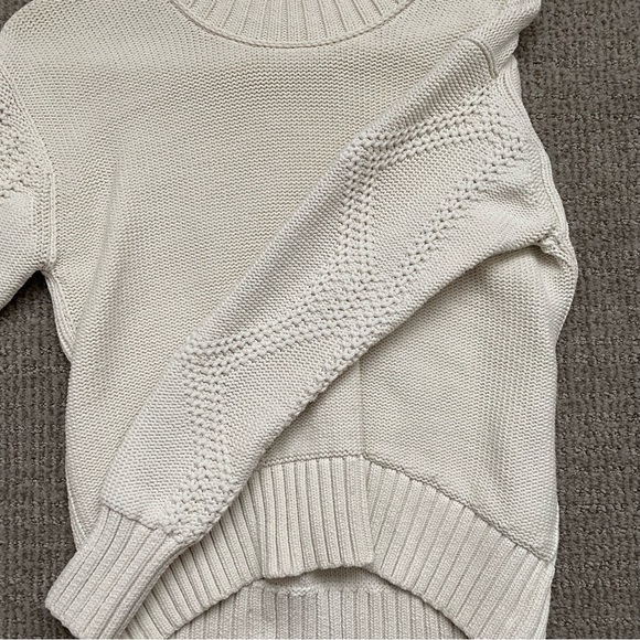 Everlane sweater - Picture 2 of 3